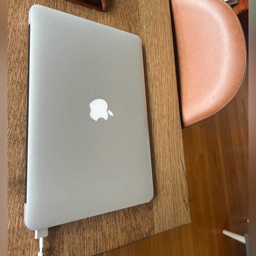 Apple MacBook Air 13” 2017 EXCELLENT CONDITION